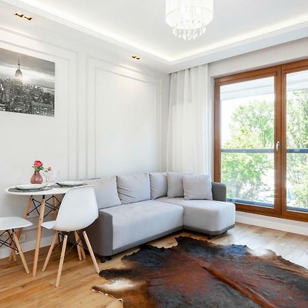 Apartments Warsaw Grzybowska By Renters المظهر الخارجي الصورة