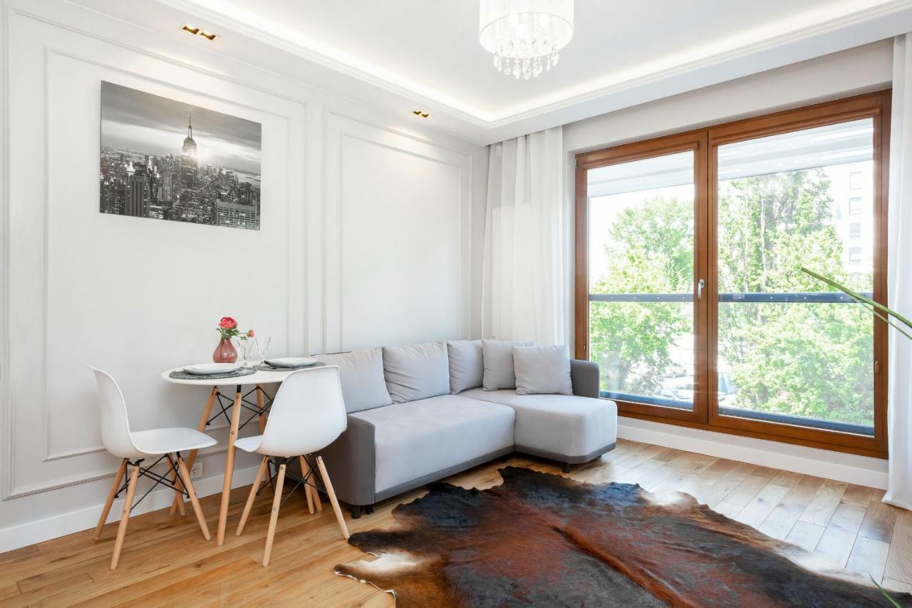 Apartments Warsaw Grzybowska By Renters المظهر الخارجي الصورة